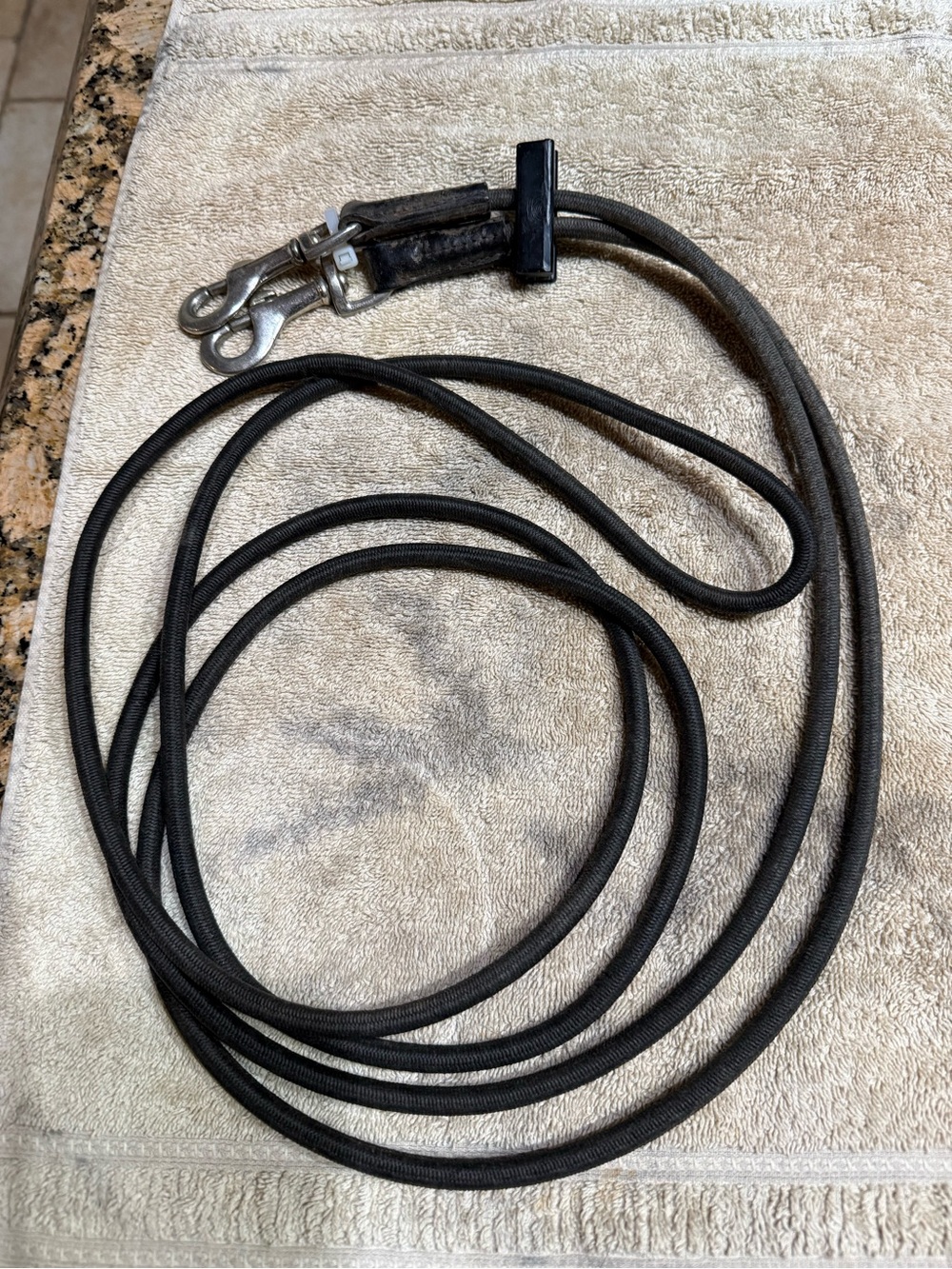 Equestrian training aid : elastic bungee type NECK Stretcher w/Metal Snap Hooks
